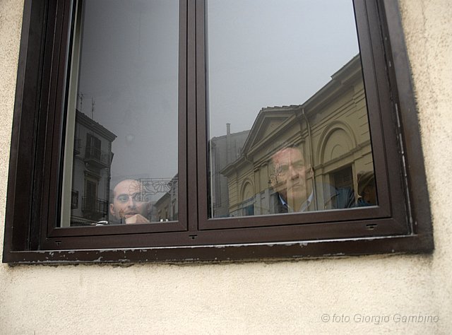 _GIG5124.JPG - people finestra mistretta